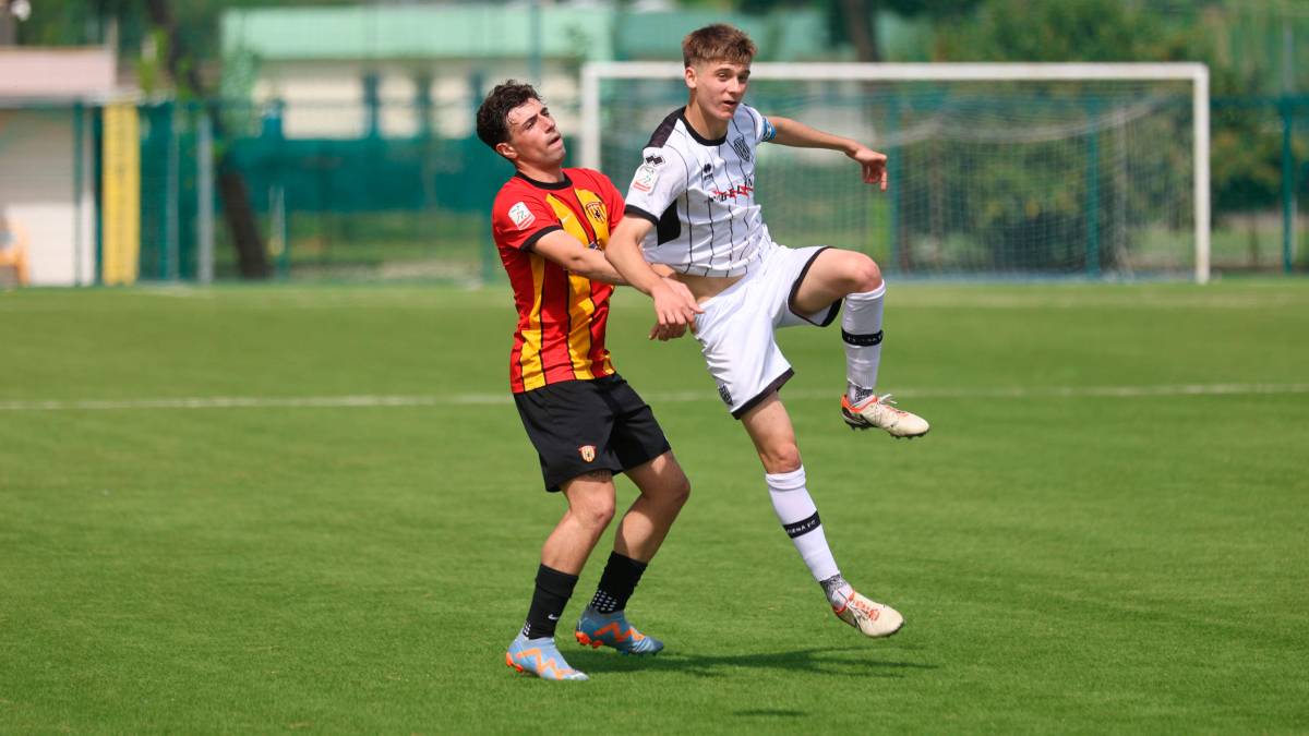 Federico Valentini con la maglia del Cesena Primavera foto zanotti