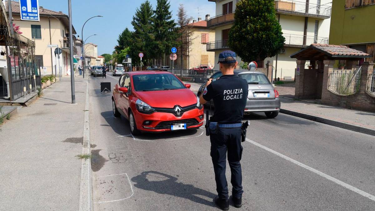 Forlì, travolta da un’auto: grave 37enne