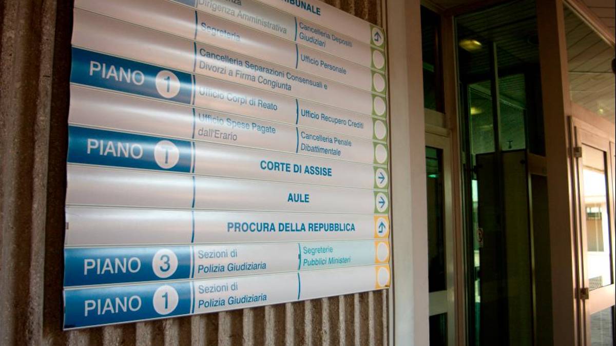Violenza di genere, 13 casi in 7 giorni. E a Ravenna un padre denuncia il proprio figlio