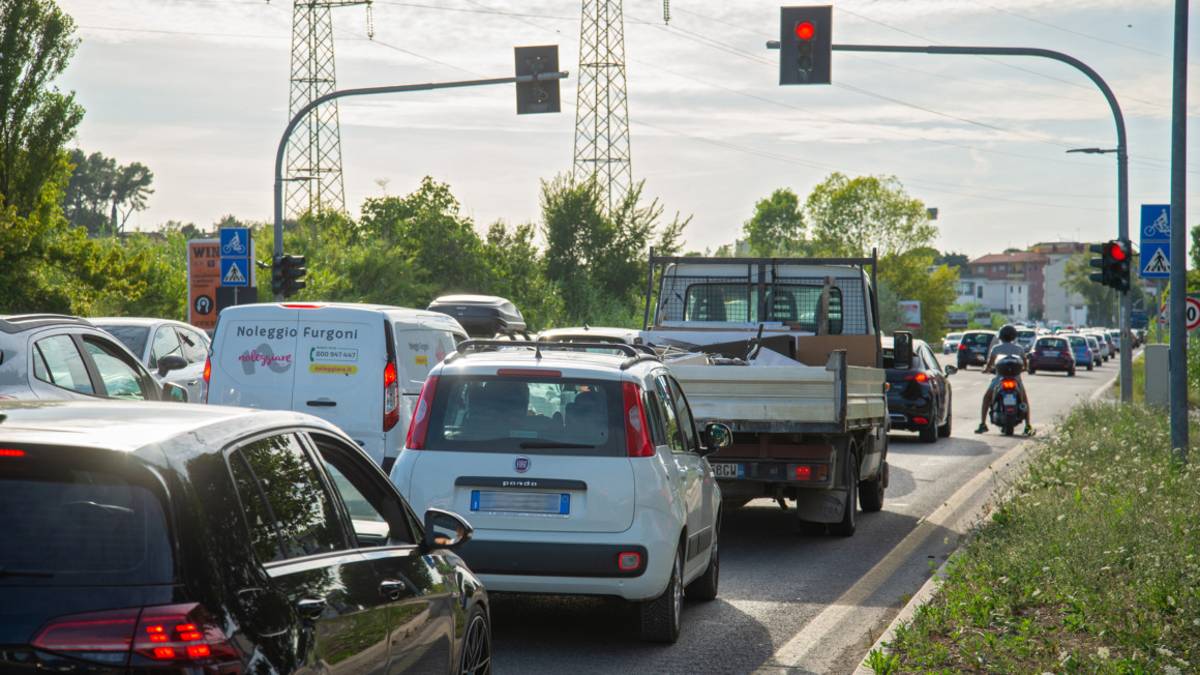 Rimini, traffico e caos in via Euterpe. Il Comune: Al lavoro per le soluzioni - Gallery