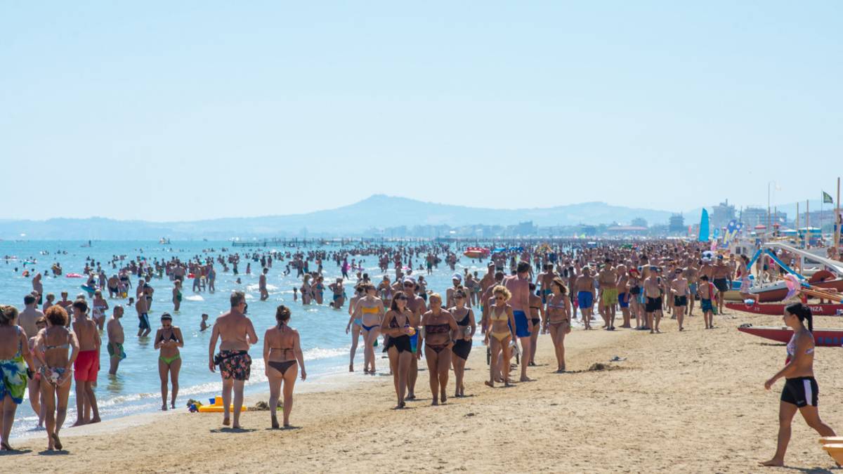 Meteo Romagna, caldo sempre più intenso: da venerdì massime fino a 38 gradi per diversi giorni