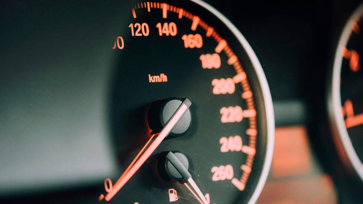 Stop al bollo per le auto piccole e medie e per i motocicli: dal 2027 non si pagherà più