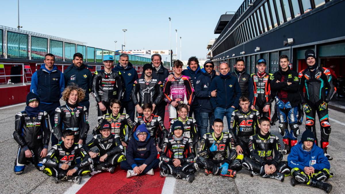 Motociclismo, una collegiale con i talenti azzurri a Misano