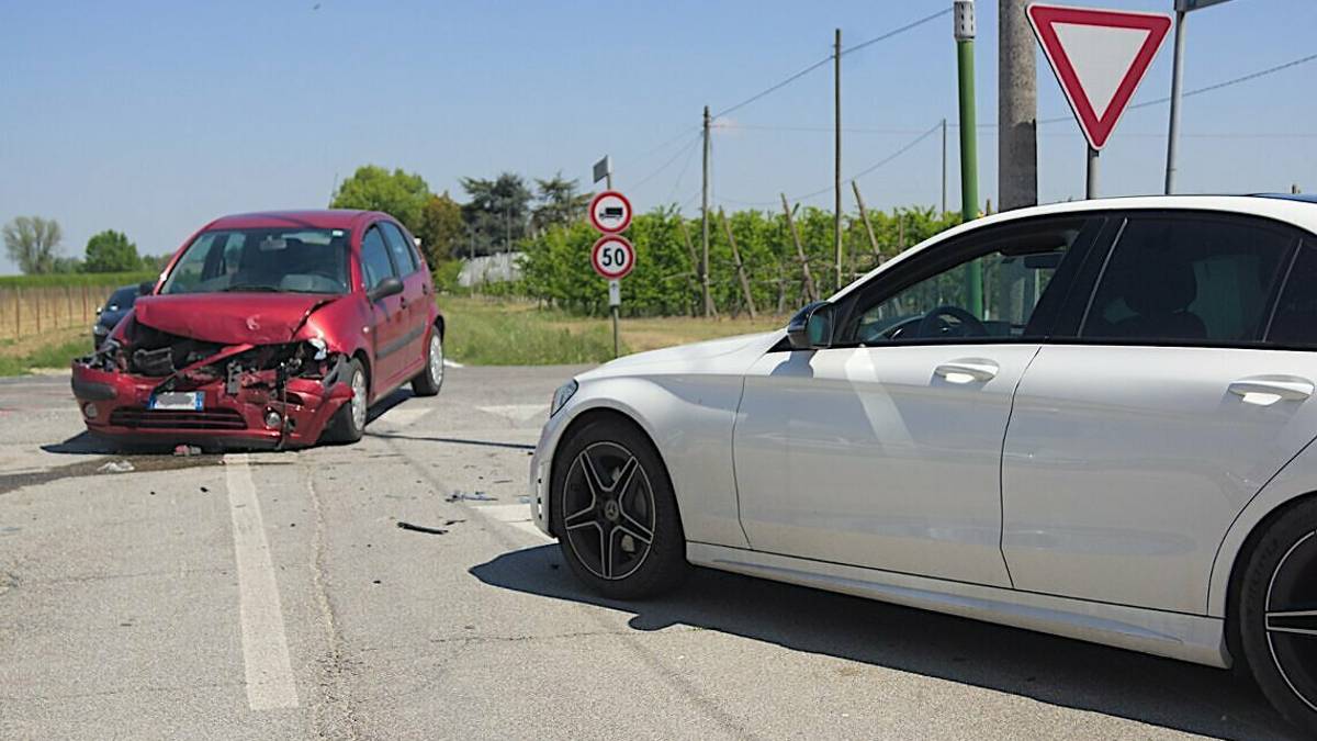 Pauroso incidente a Budrio di Cotignola: due feriti