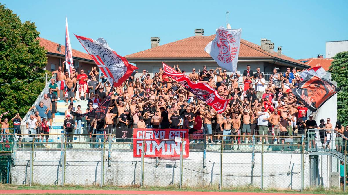 I tifosi del Rimini in trasferta a Santarcangelo
