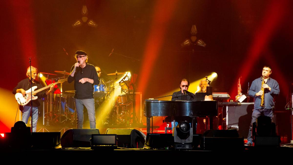 Venditti e De Gregori, la storia sono loro: tre ore di grande musica allo Stadium di Rimini