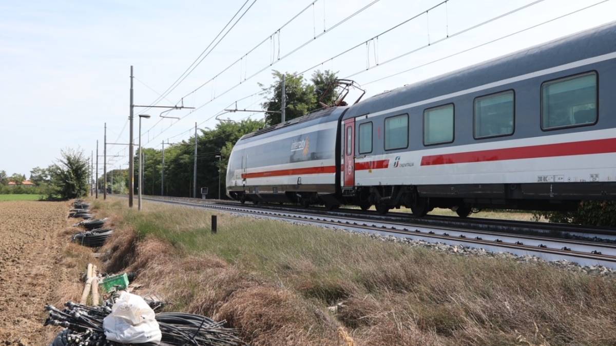 Treni, Ravenna isolata. Rfi: Non sappiamo quando ripristineremo la linea