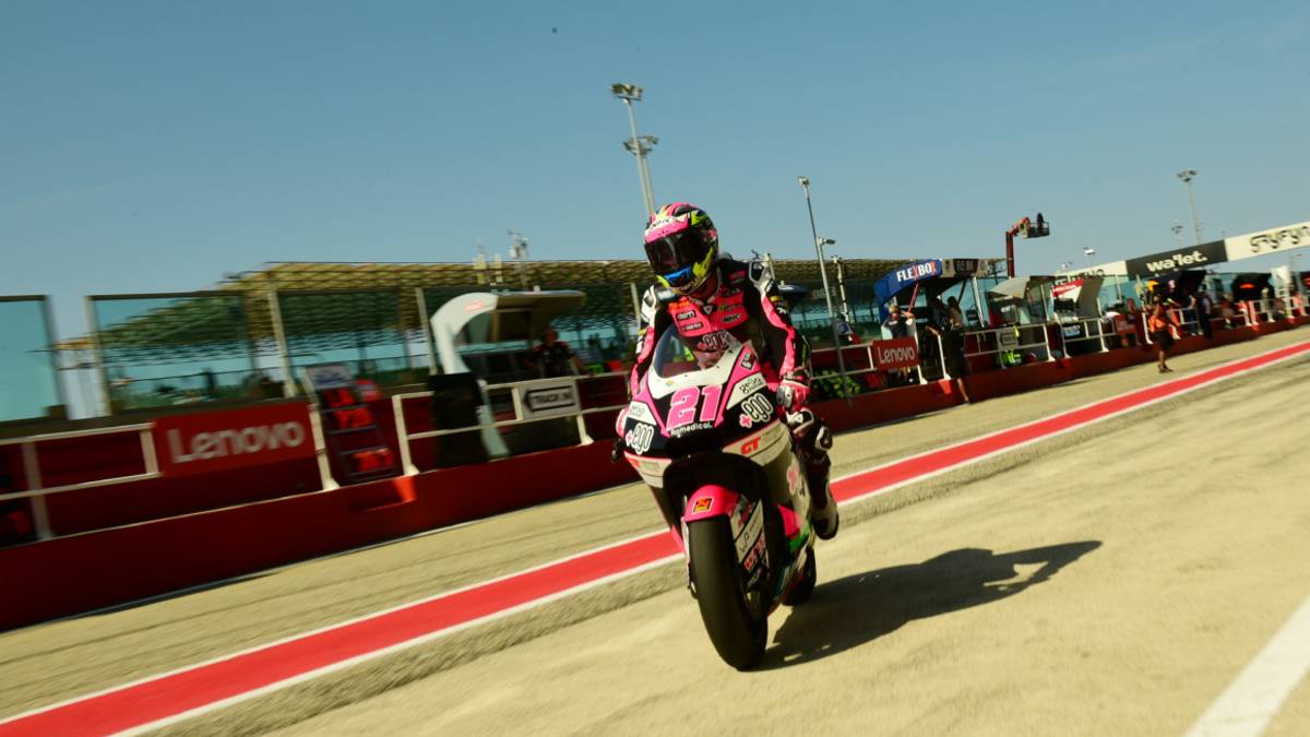 Moto2, a Misano vince Lopez, un punto per la Romagna grazie a Zaccone