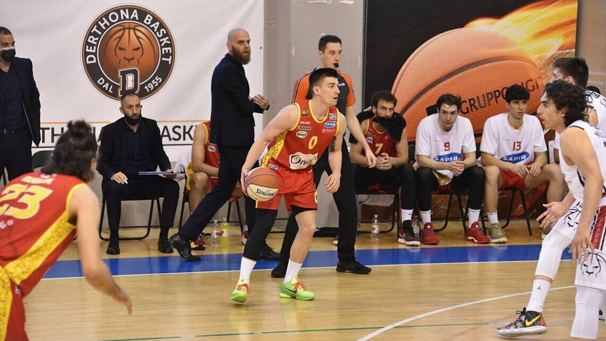 Basket A2 play-off, l'OraSì si blocca in volata con Tortona (83-69)