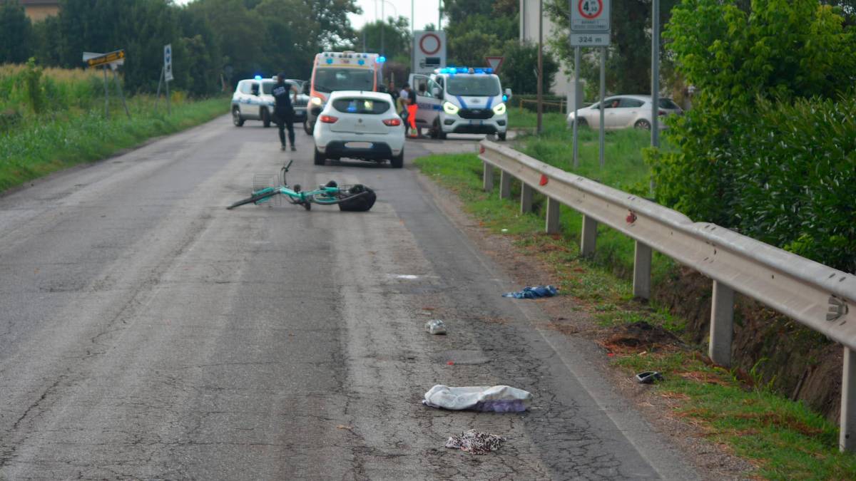 Alfonsine, incidente: travolta da un’auto mentre è in sella alla sua bici, grave donna di 76 anni