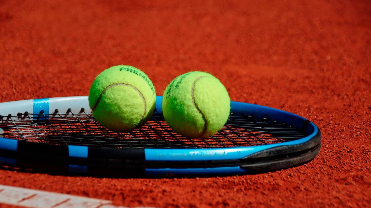 Tennis, Salvoni, Minichini e Cantagallo avanti al Ten Sport