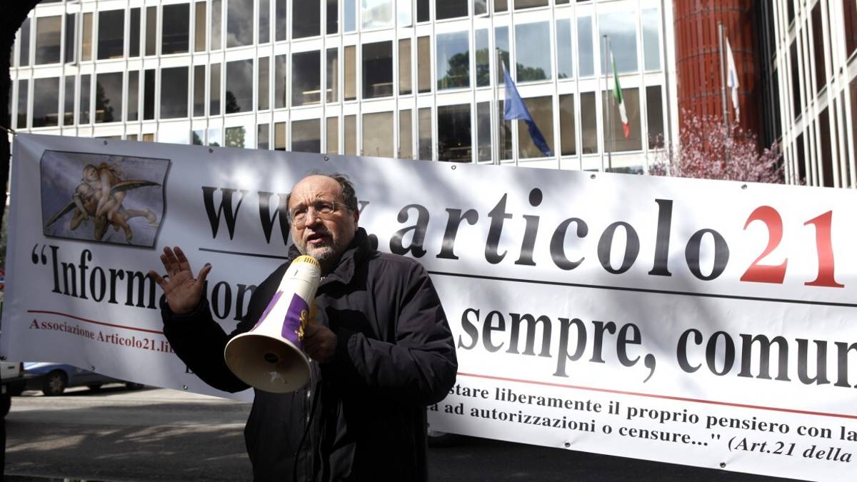 «In corso grave attacco alla libertà d’informazione»