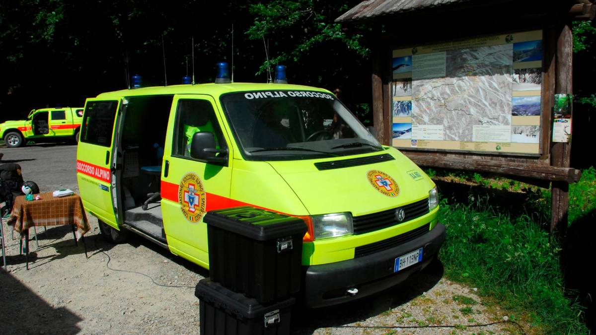 Soccorso alpino, al lavoro per gli escursionisti in difficoltà