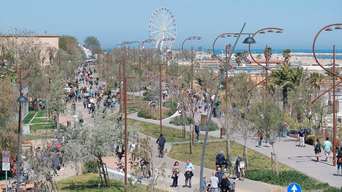 Rimini. L’appello di bagnini e commercianti: “Bande di ragazzini, ci servono più controlli”