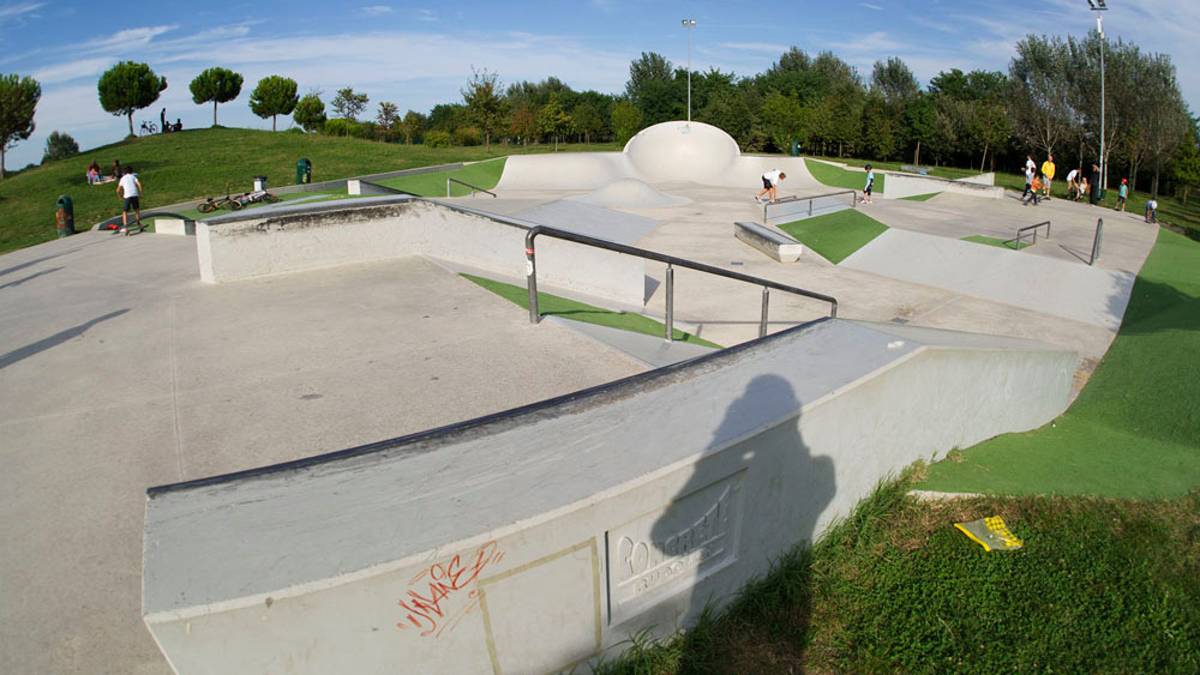 Manutenzione allo skate park di Cesena