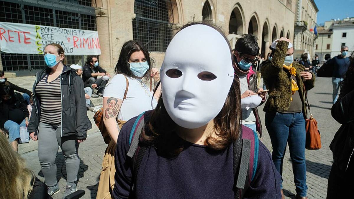 #Nonsiamoinvisibili: la protesta dello Spettacolo / FOTOGALLERY