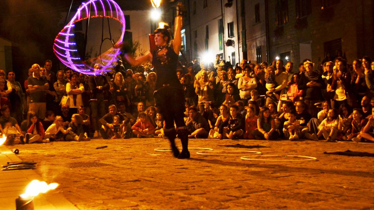 Santa Sofia pronta all'invasione dei buskers