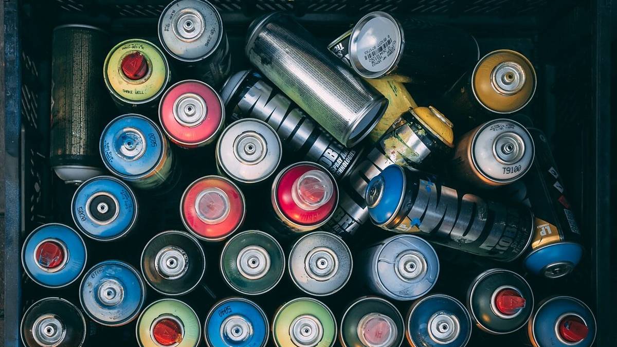 Ladri di bombolette spray e di vestiti beccati all'Iper Rubicone