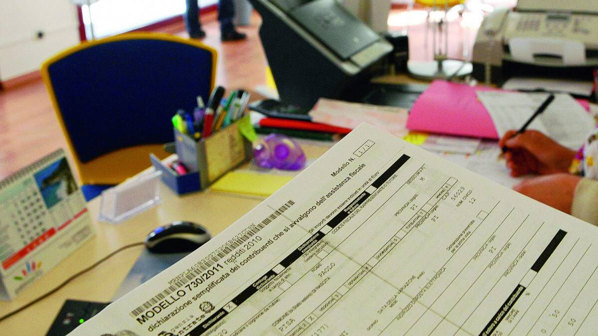 Rimini, tasse non pagate per 200mila euro, farmacista denuncia fiscalista