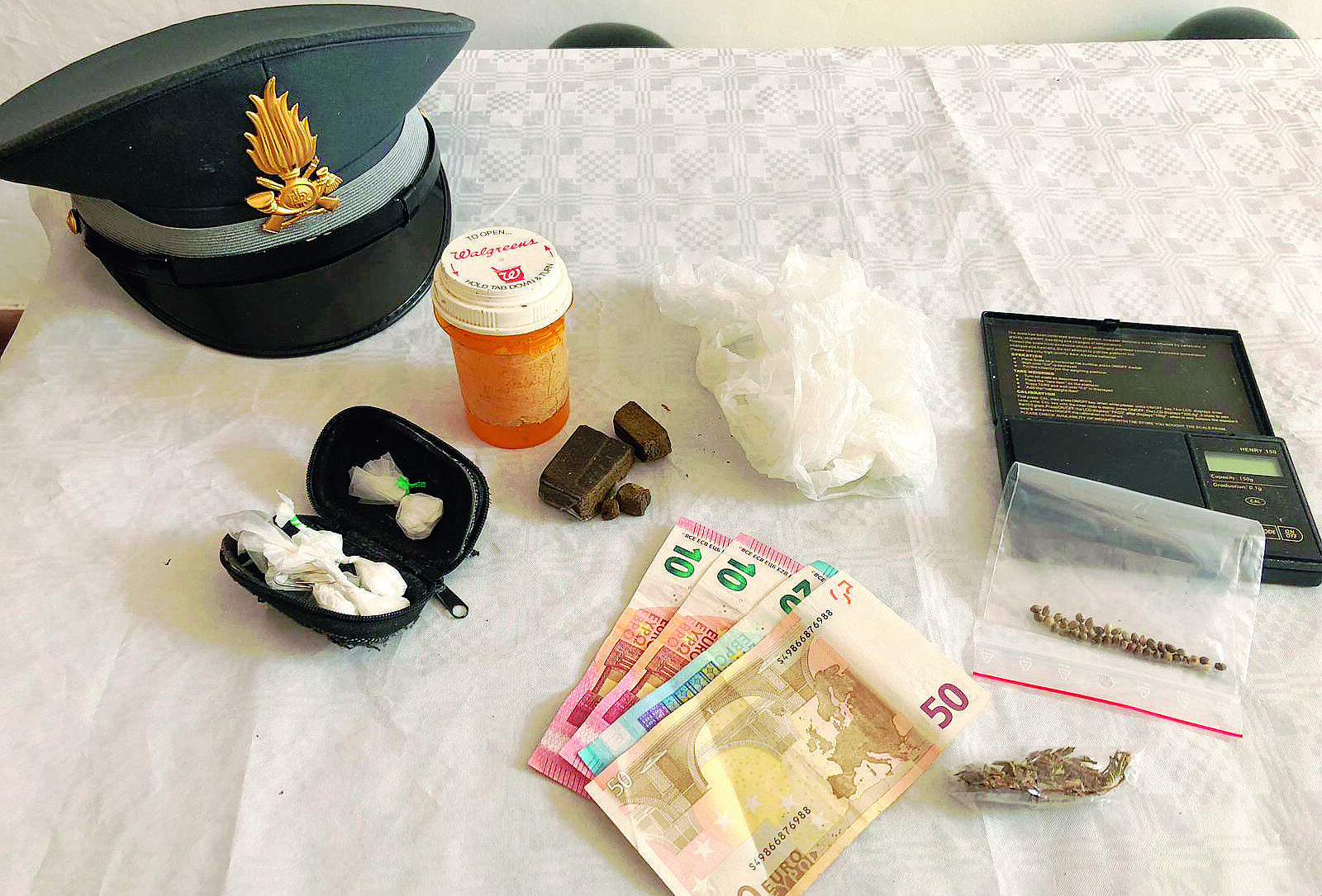 Da evasore a spacciatore: imprenditore incastrato dalla Finanza a Imola