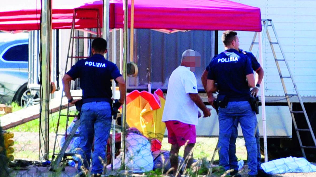 Rimini, morta al luna park: indagato il padre
