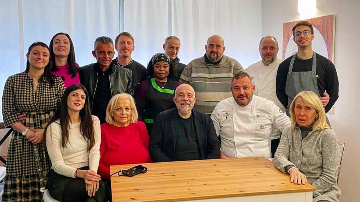 Russi, Senza di voi non ce l'avremmo fatta: mille euro per Natale ai dipendenti