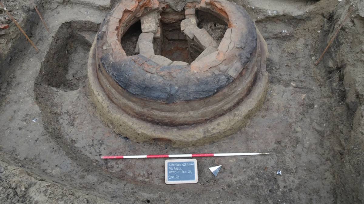Cesena, la fornace per la cottura emersa in piazza Fabbri al Museo Archeologico