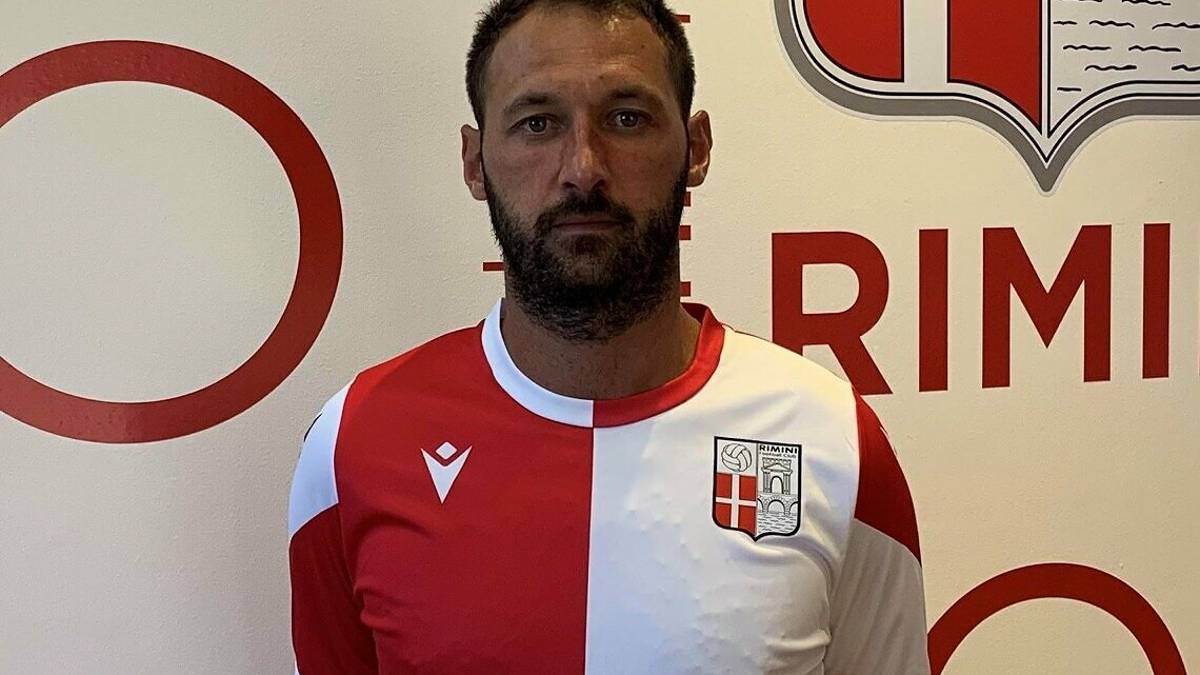 Calcio D, il Rimini ufficializza l'arrivo della punta Germinale