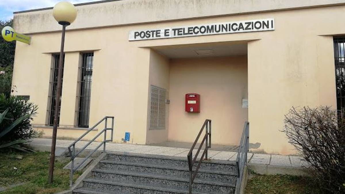 Borghi, rubati 85.000 euro a un portavalori accanto all'ufficio postale