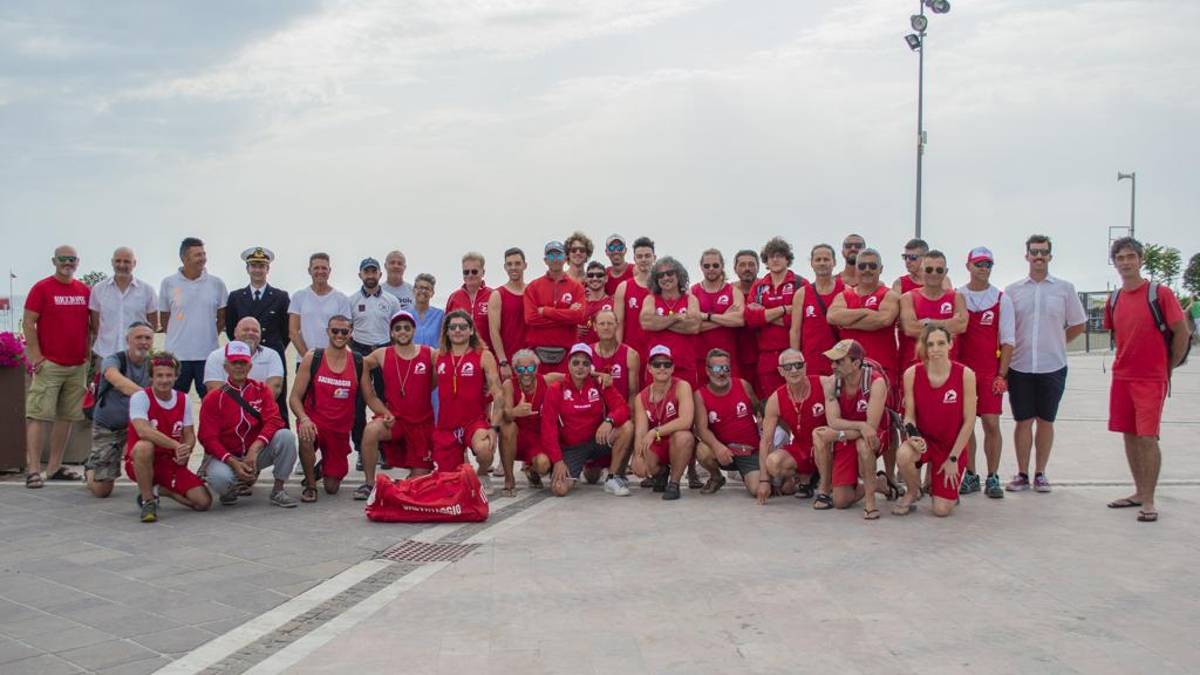 Riccione, il servizio di salvataggio all'opera fino all'11 settembre