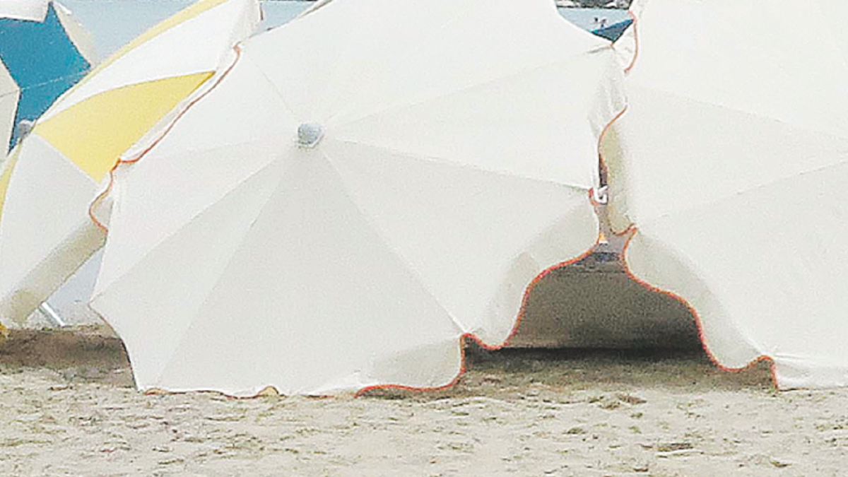 Riccione, tragedia in spiaggia: muore anziano turista
