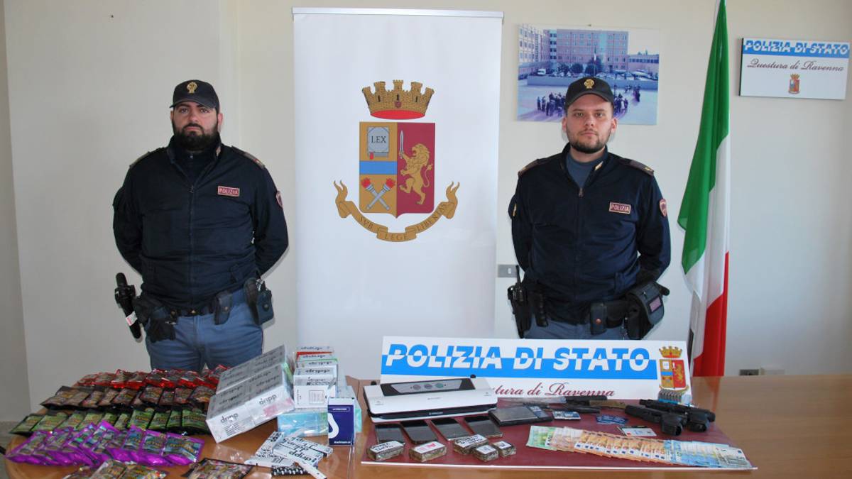 Droga online dagli Usa importata a Ravenna. Arrestato 27enne