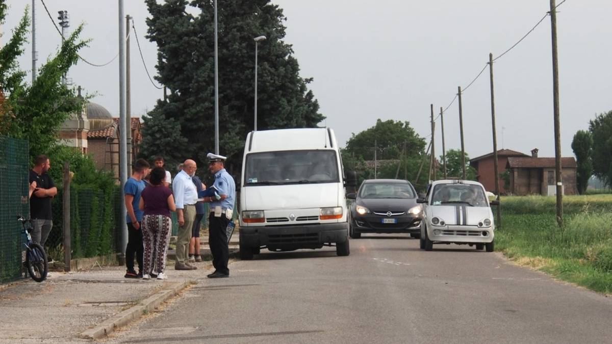 Bambino travolto da furgone in bicicletta a Godo di Russi