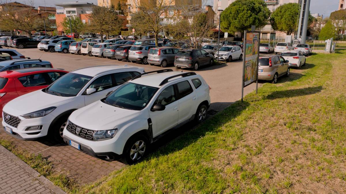 Rimini, parcheggi: i terreni da 4.700 metri quadri comprati dal Comune per 3 euro