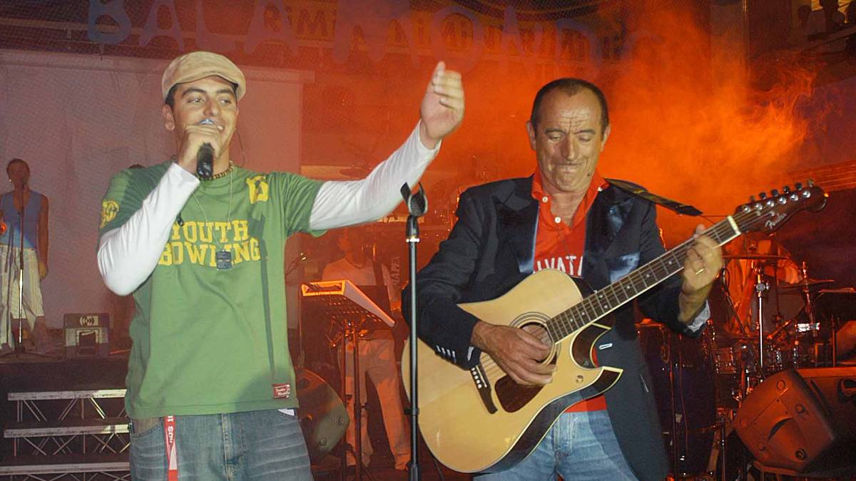 Addio al re del liscio, fotogallery della vita di Casadei e Video