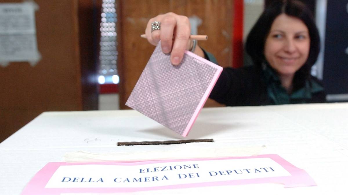 Elezioni, come si vota per Camera e Senato: domande e risposte