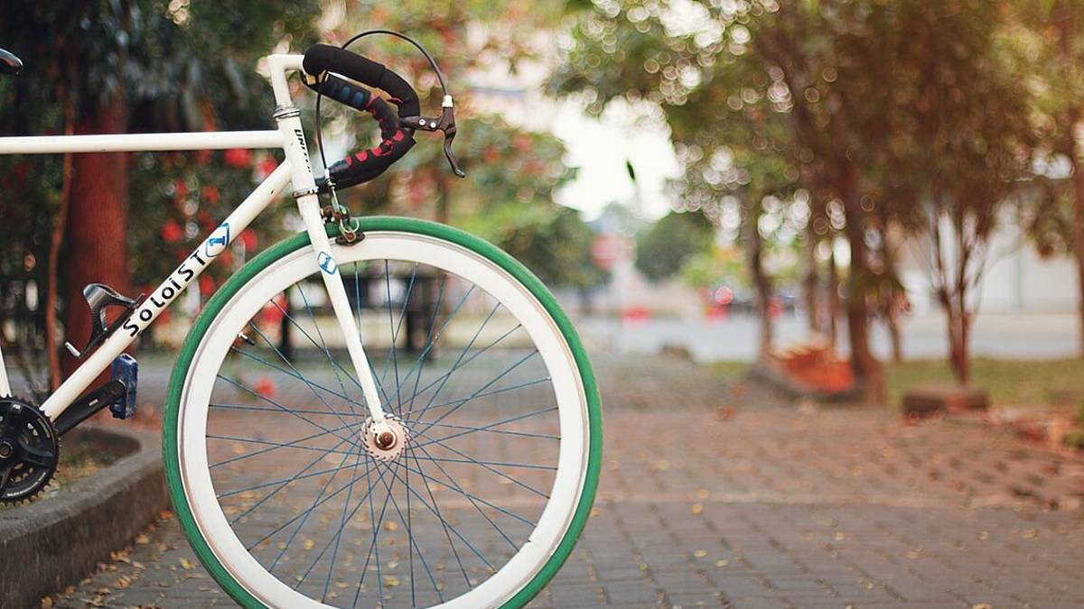 Cesena, venerdì in piazza del Popolo un appuntamento dedicato allo shopping in bicicletta e in e-bike