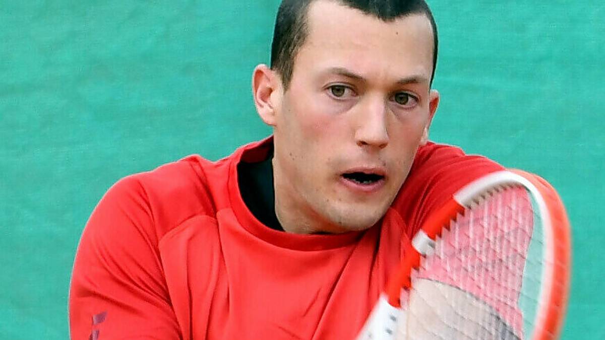 Tennis, uno splendido Morolli in semifinale a Massa