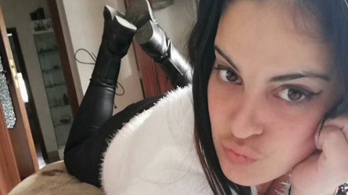 Sonia uccisa con 20 coltellate. Questore: l'assassino non è lucido