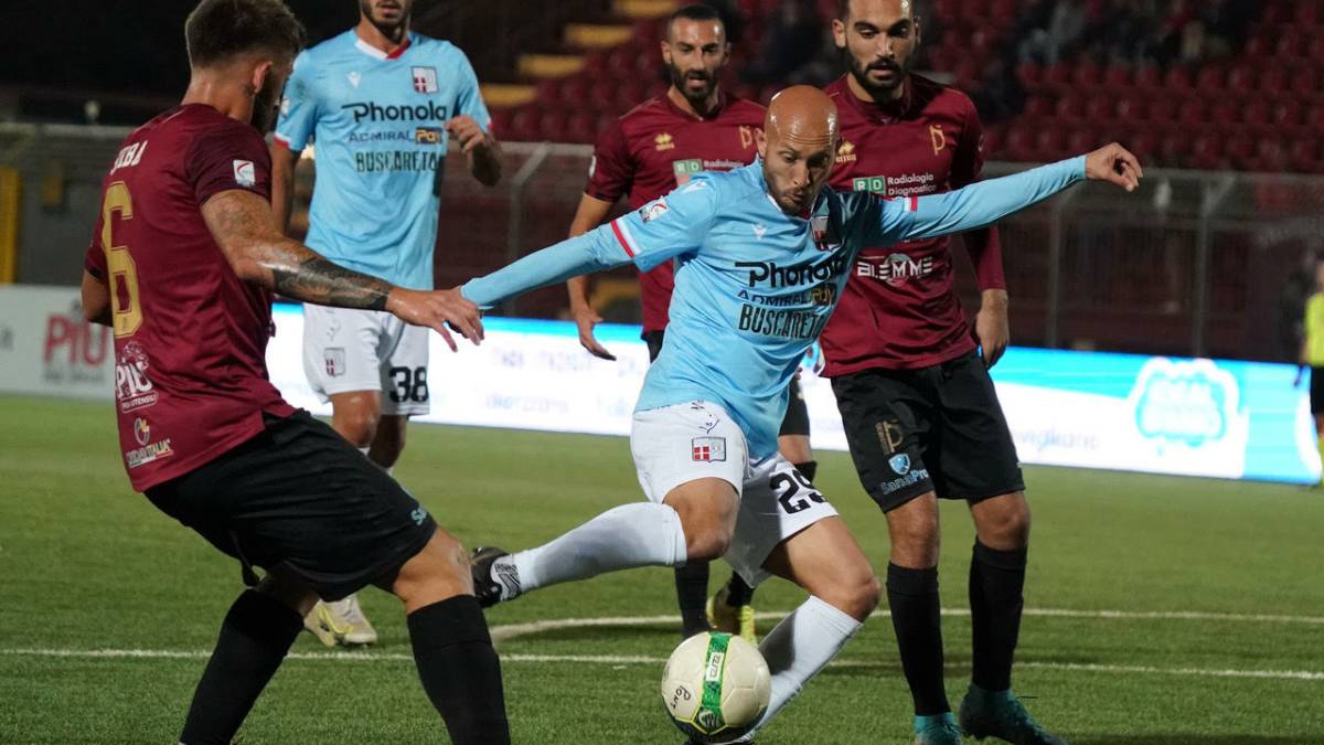 Calcio C, il Rimini cade anche a Pontedera: decide Aurelio (1-0)