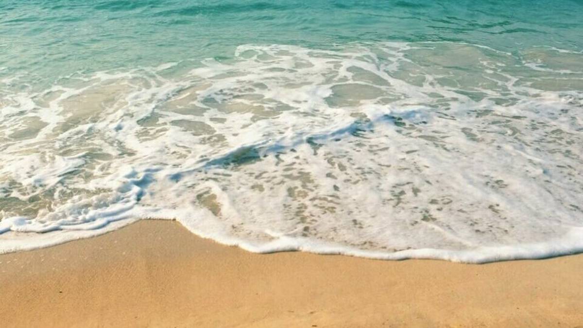 Rimini. Baci a bimba in spiaggia: è accusato di violenza sessuale