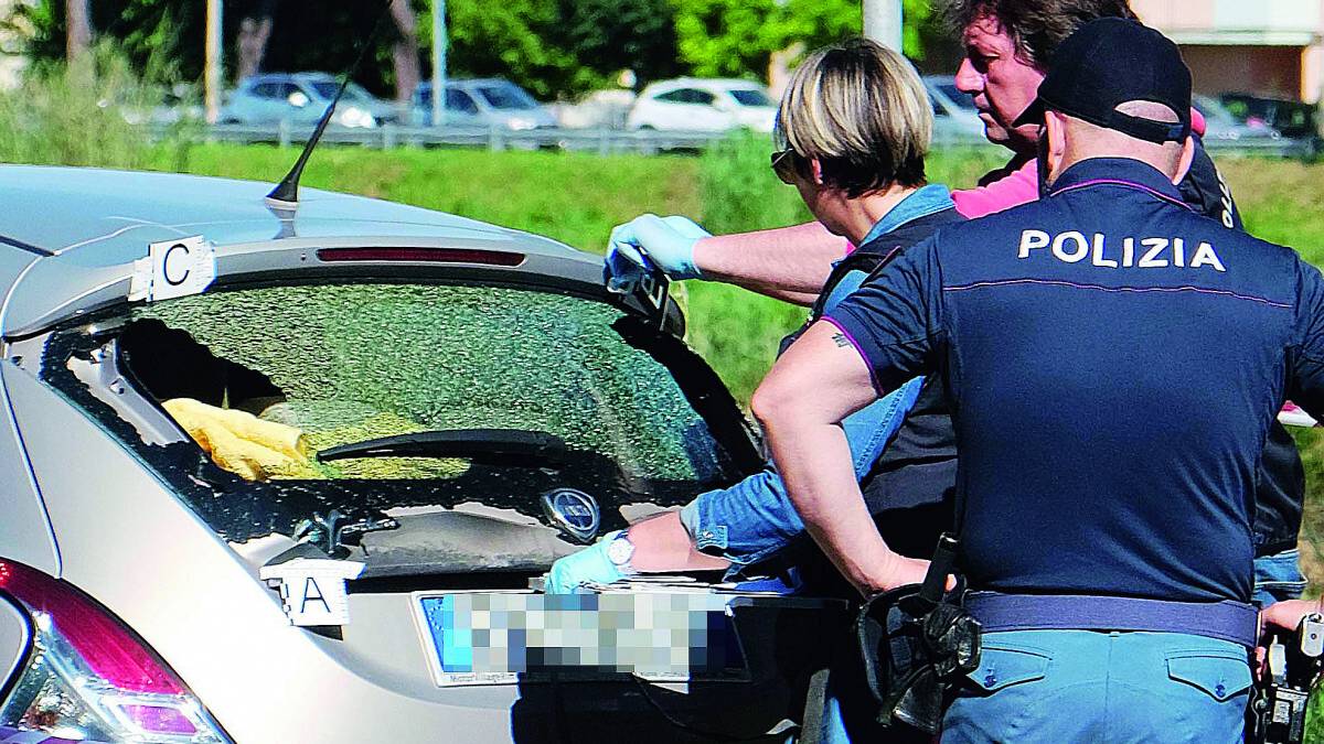 Rimini, spari contro l'auto fuggita all'alt: indagato poliziotto