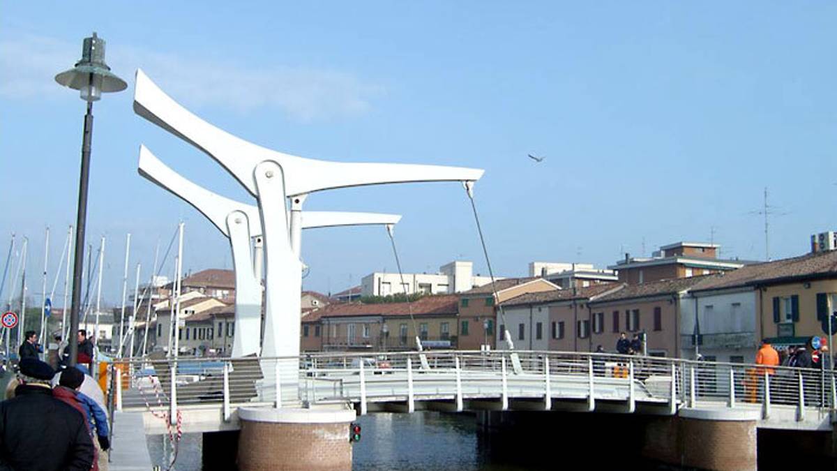 Cervia, manutenzione al ponte mobile: ecco la viabilità alternativa