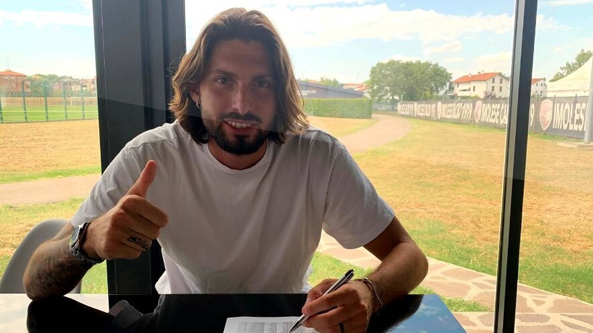 Calcio C, l'Imolese ha ufficializzato l'ingaggio di Vona