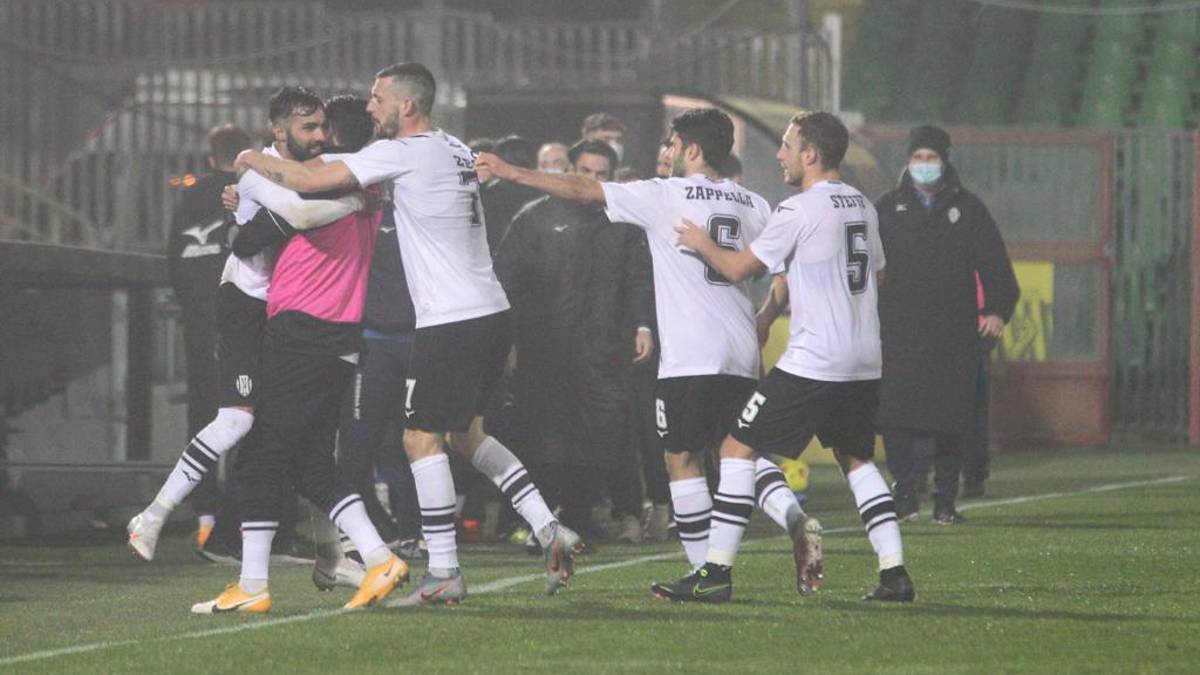 Calcio C, il Cesena liquida il Carpi con un netto 3-0