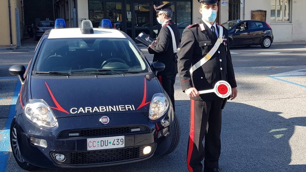 Novafeltria. Dal malocchio all'estorsione, denunciata cartomante