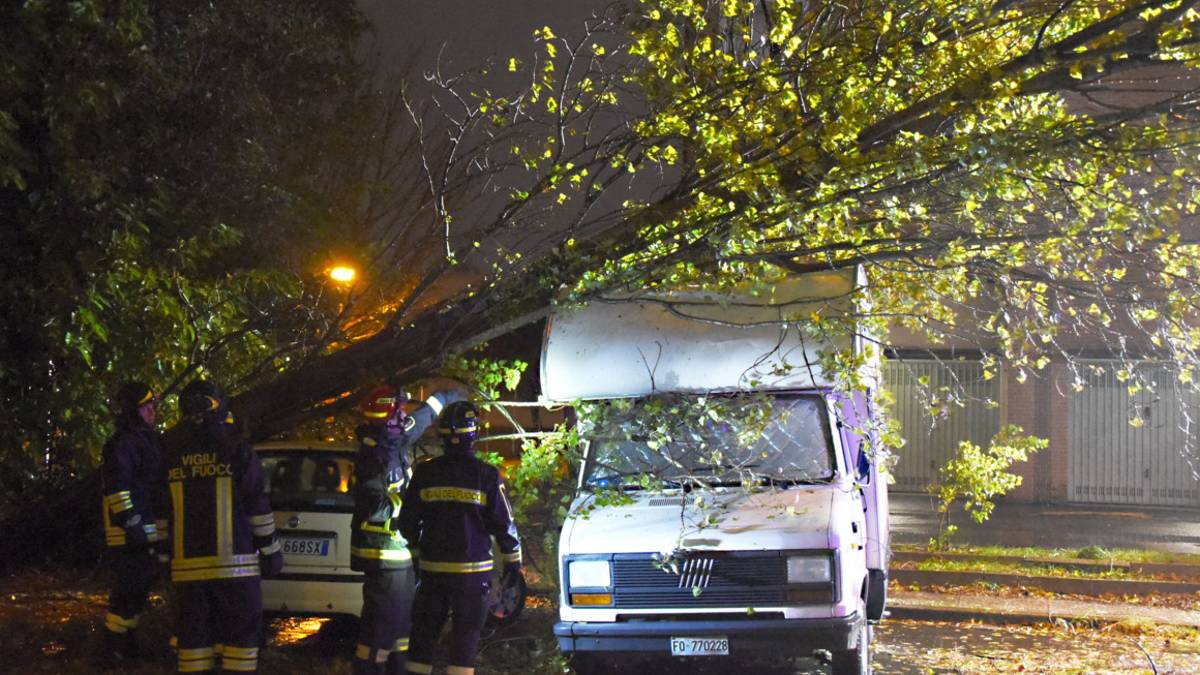 Maltempo, gli interventi dei vigili del fuoco a Rimini / Fotogallery