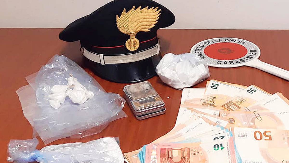 Cesena, invalido si trasforma in pusher: arrestato forlivese assieme al fornitore