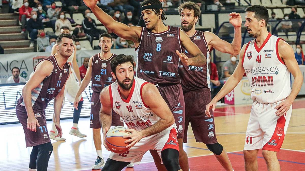 Basket B, coach Ferrari: Rimini, che gioia vincere giocando un bel basket - Gallery