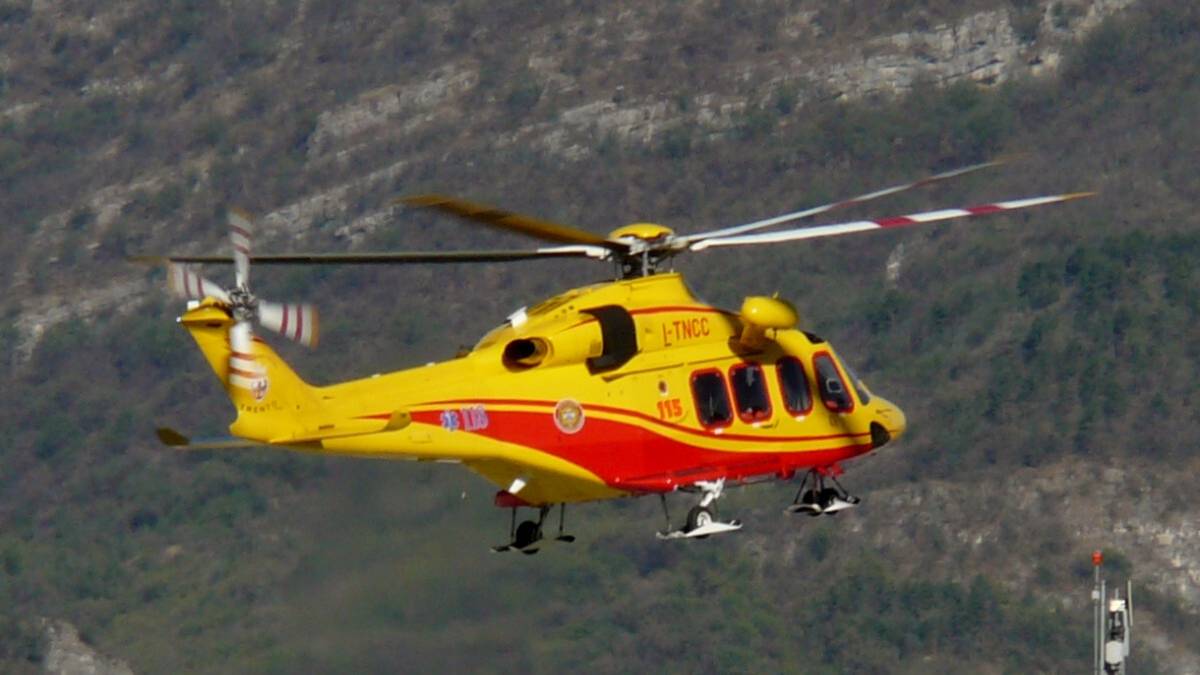 Santa Sofia, scivola e batte la testa: paura per un 43enne - VIDEO